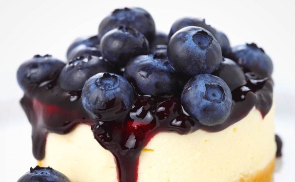 蓝莓含有哪些营养元素？蓝莓的功效作用是什么？(1)