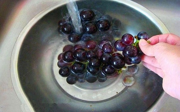 水果怎么清洗最好？清洗水果的方法有哪些？(1)