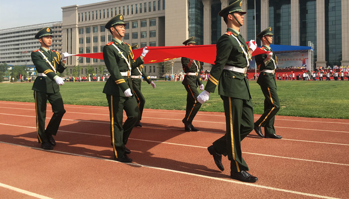 北京卫戍区的任务是什么北京卫戍区要负责北京地区的军事警卫,守备